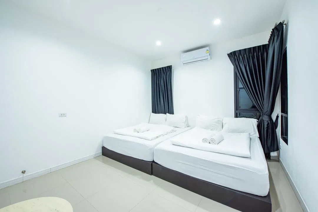 ห้องนอน Swiss Poolvilla บางเสร่ สัตหีบ