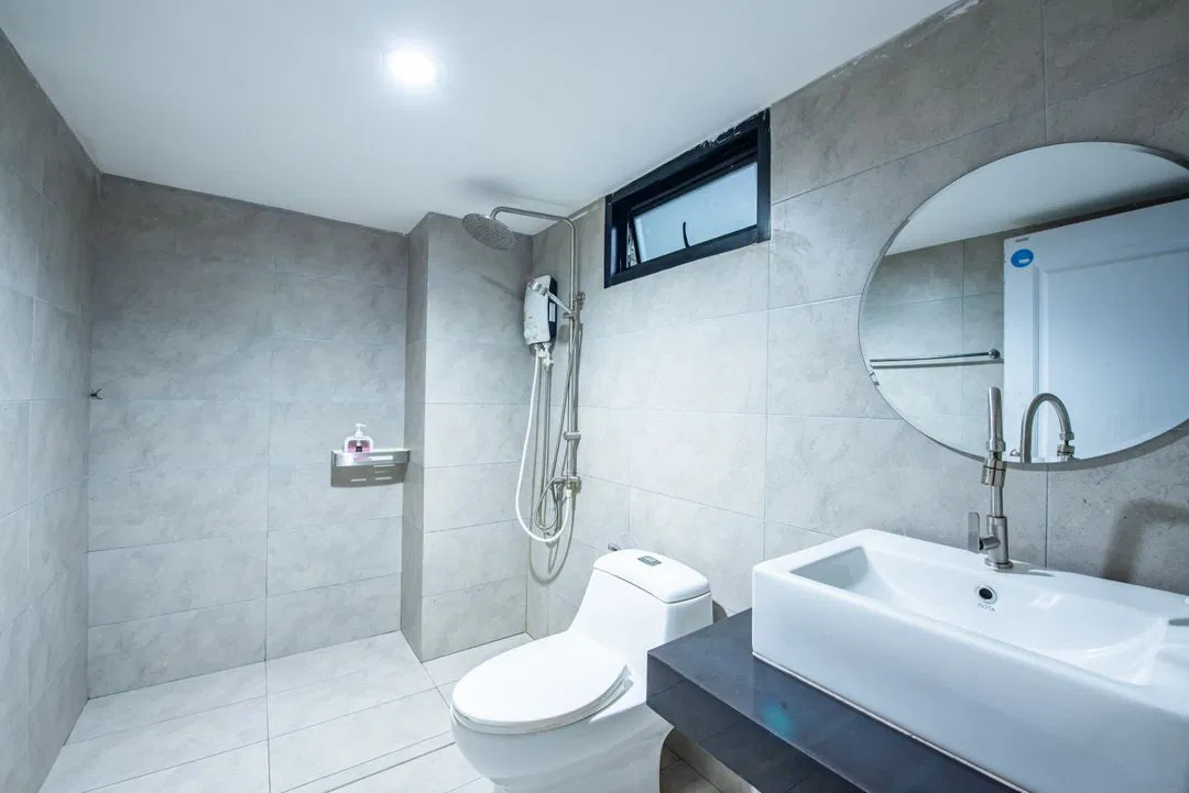ห้องน้ำ Swiss Poolvilla บางเสร่ สัตหีบ