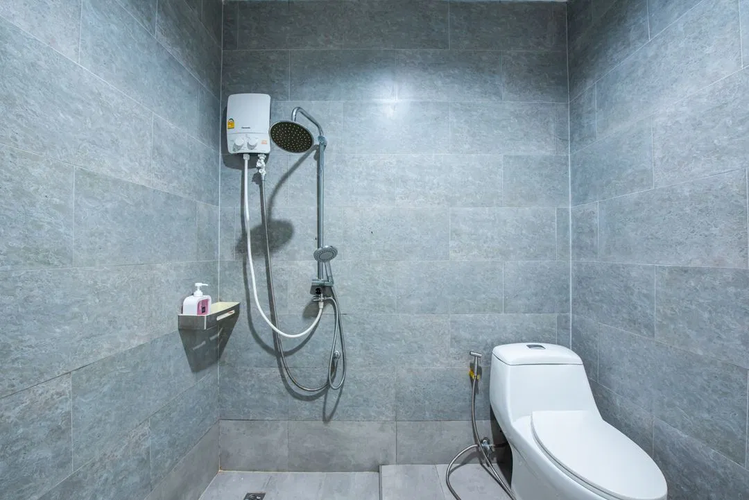ห้องน้ำ Swiss Poolvilla บางเสร่ สัตหีบ