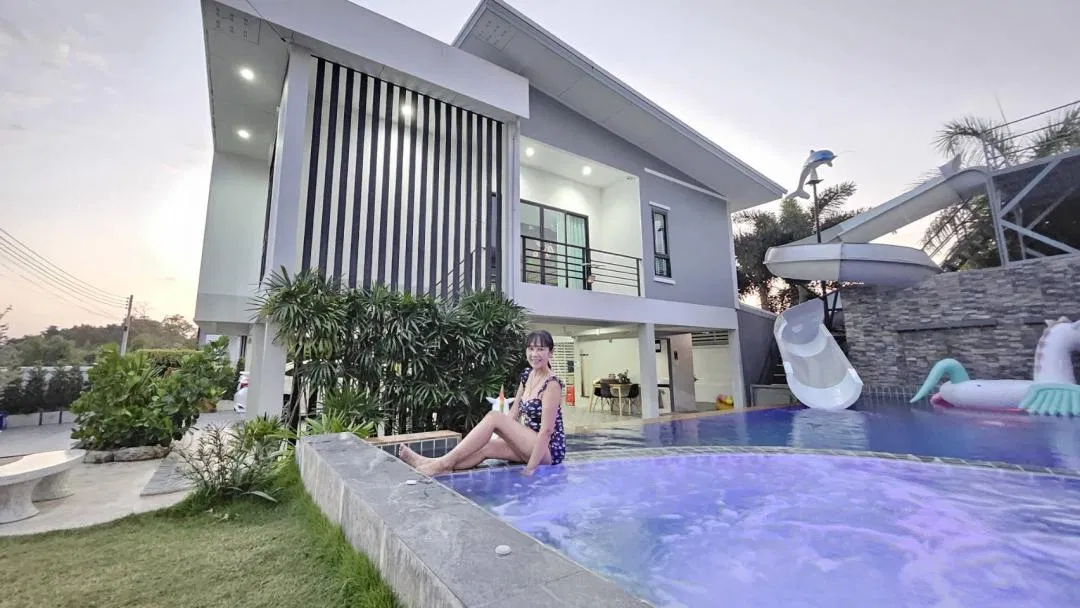 รูปจากลูกค้า Swiss Poolvilla บางเสร่ สัตหีบ