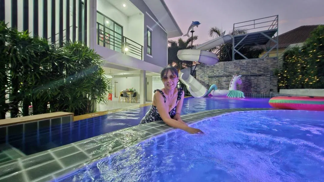 รูปจากลูกค้า Swiss Poolvilla บางเสร่ สัตหีบ