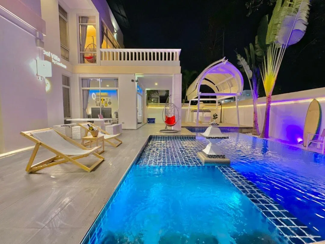 ภายนอก Family Pool Villa