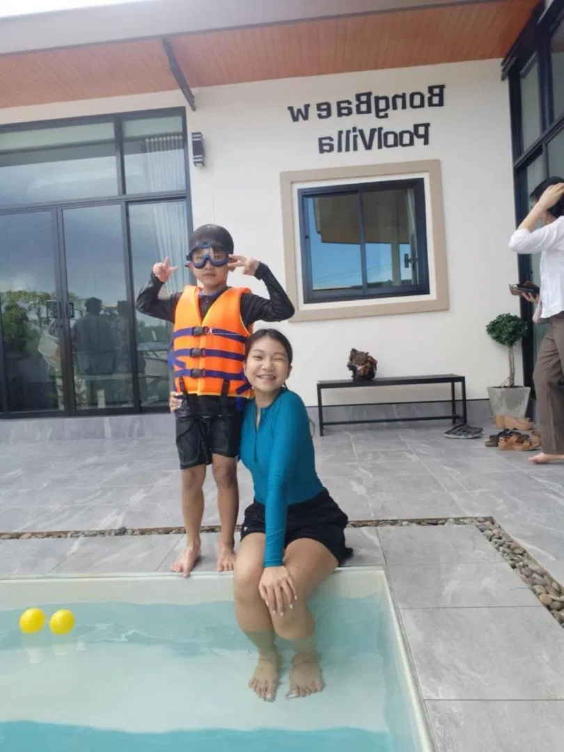 รูปจากลูกค้า บ้านบ้องเเบ๊วพลูวิลล่า