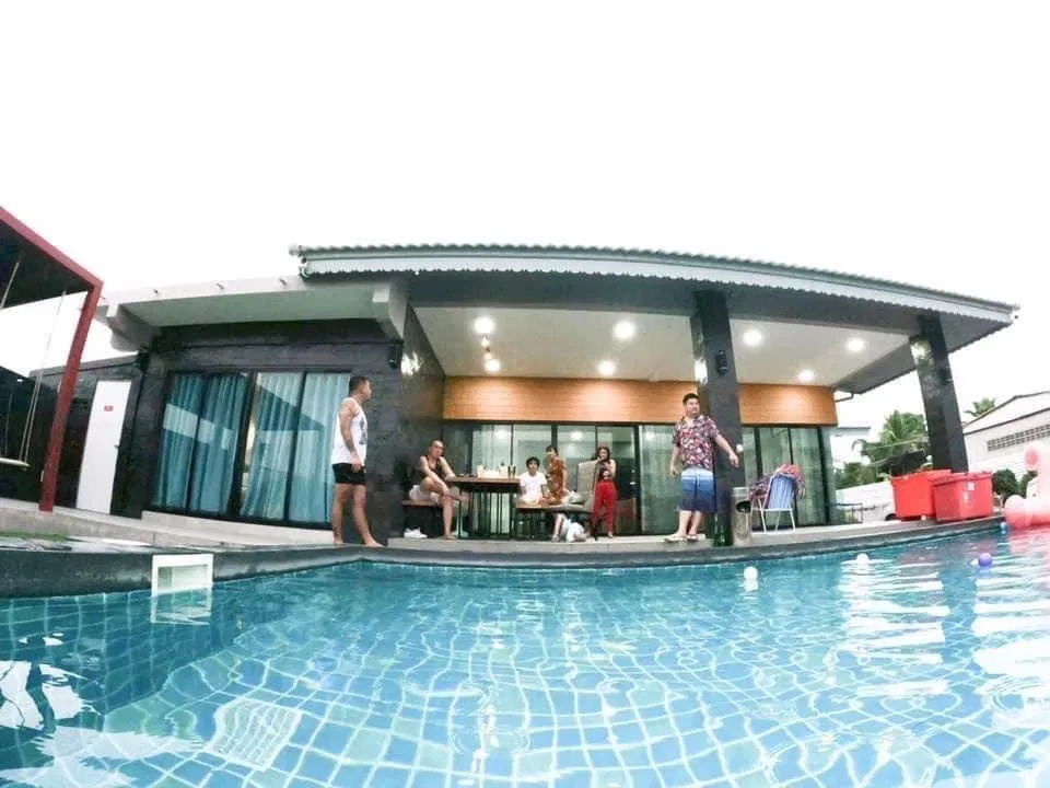 รูปจากลูกค้า Safe House