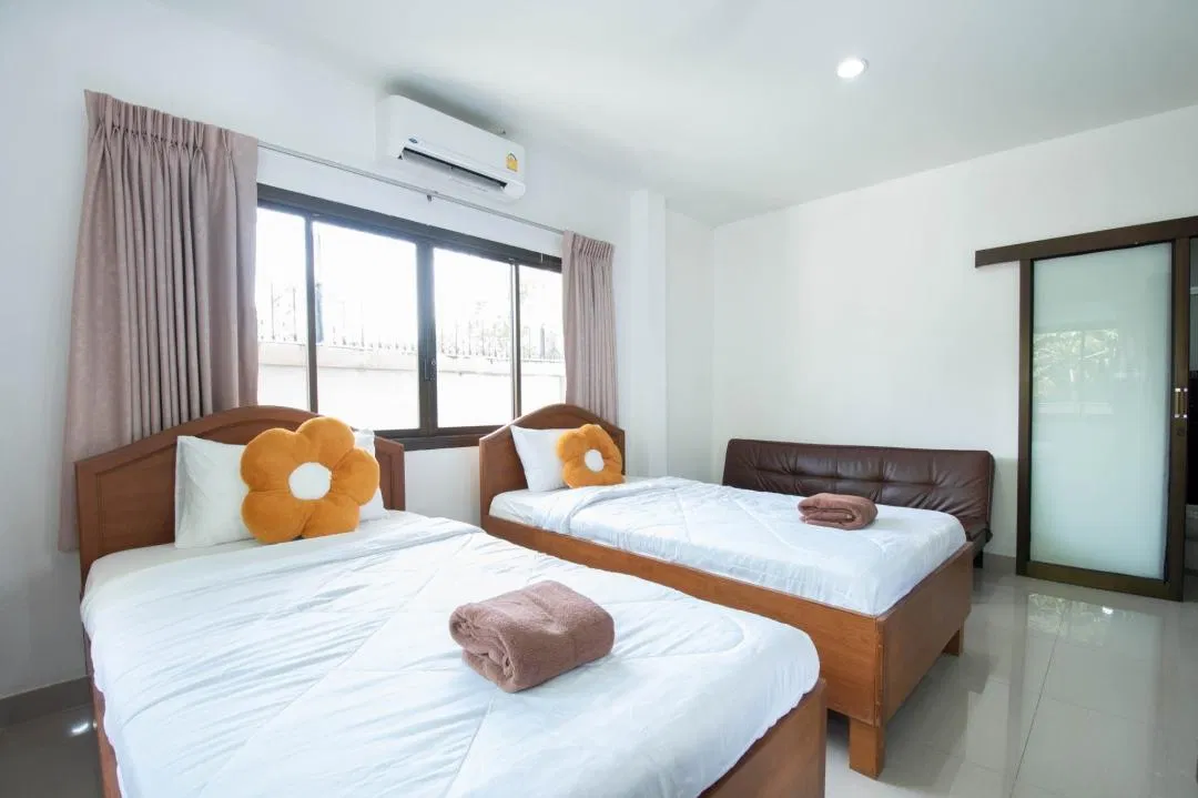 ห้องนอน Angela Pool Villa