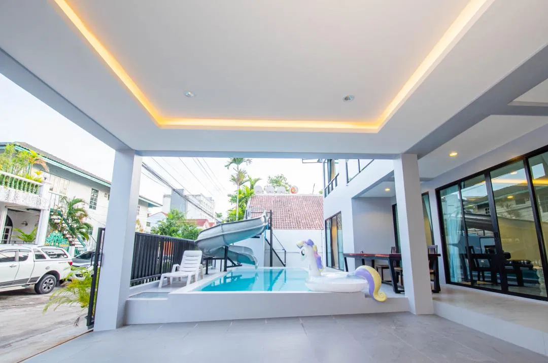ที่จอดรถ The bluesea poolvilla jomtien