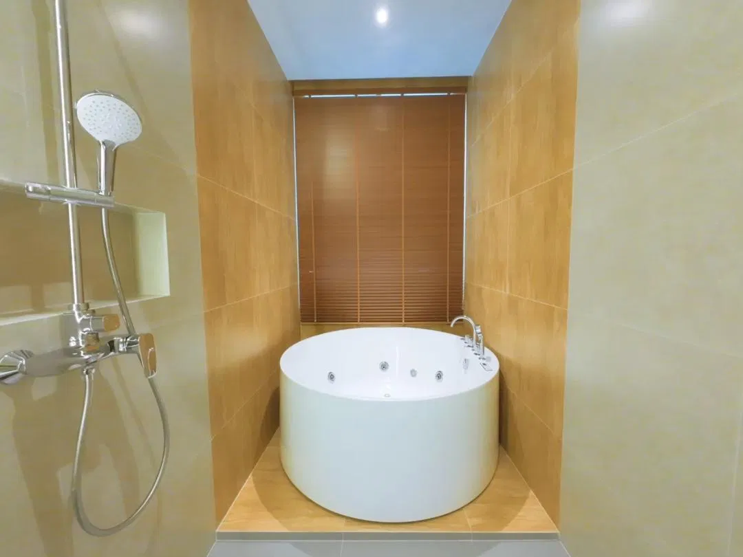 ห้องน้ำ PNT LUXURY JOMTIEN