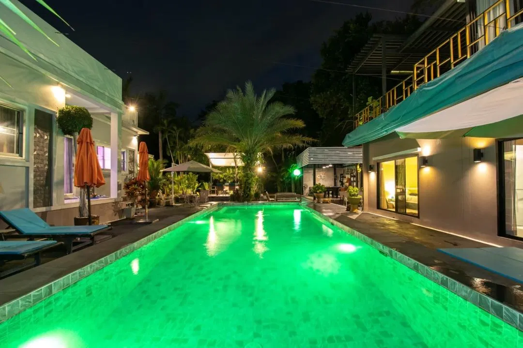 ภายนอก You Pool Villa