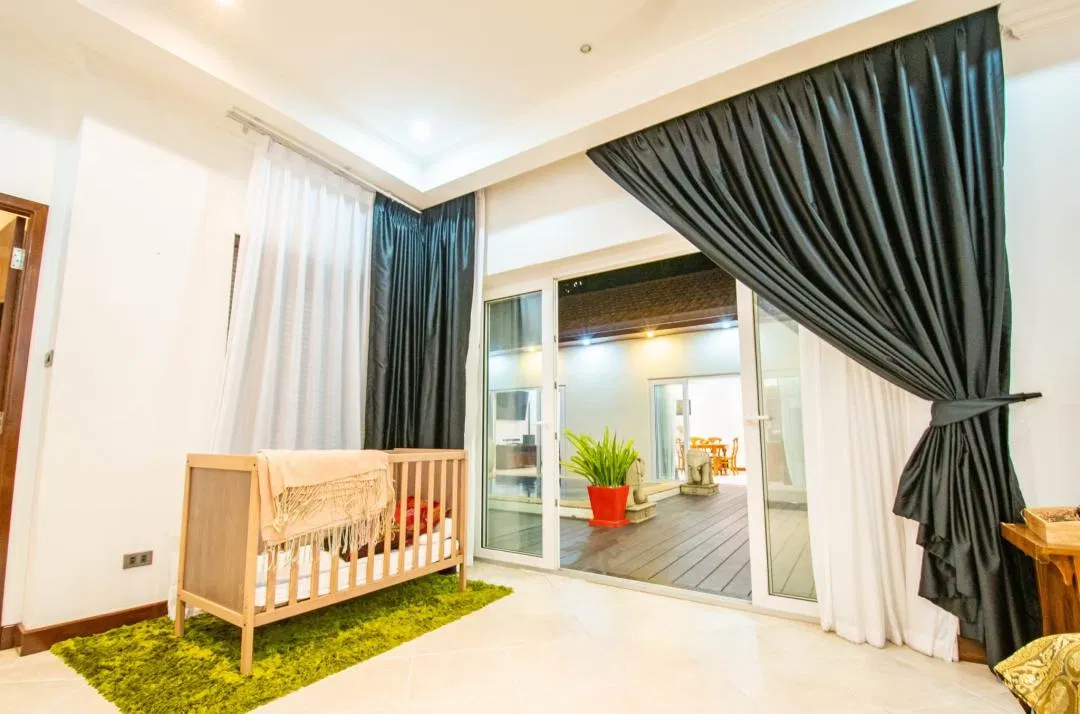 ภายใน Majestic 98