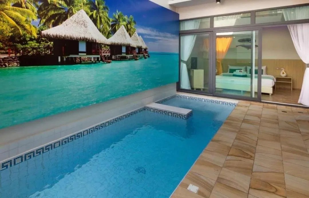 ภายนอก Tropical