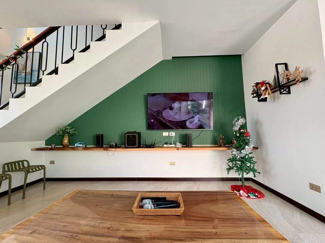 ภายใน Brittany Poolvilla 2