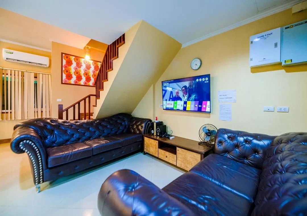 ภายใน ทาวน์เฮ้าส์ 4B 208 (Lunar House)