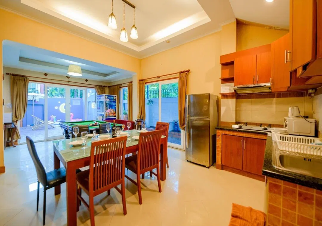 ภายใน ทาวน์เฮ้าส์ 4B 208 (Lunar House)