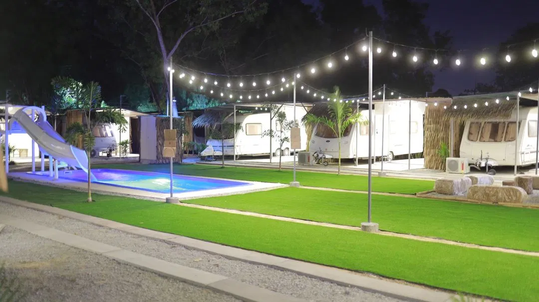 ภายนอก Beach House Pool Villa