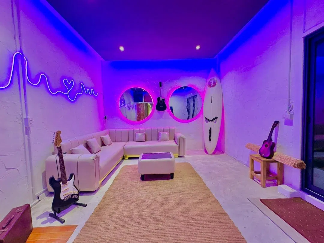 ภายใน Beach House Pool Villa