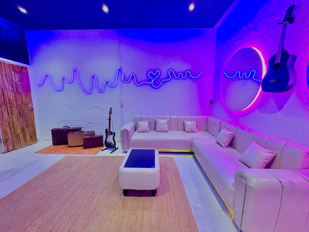 ภายใน Beach House Pool Villa