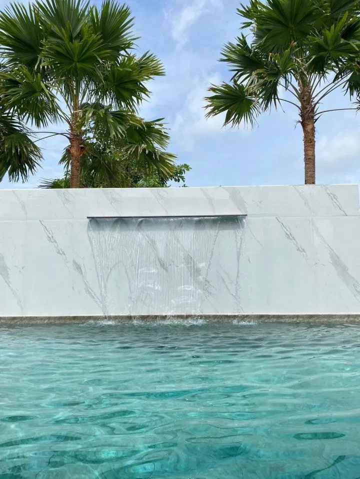 ภายนอก Rocky pool villa