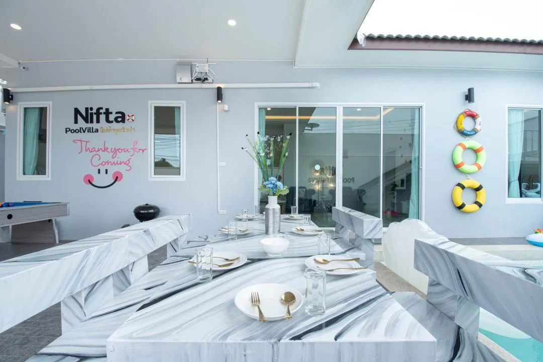 ภายนอก Nifta pool villa