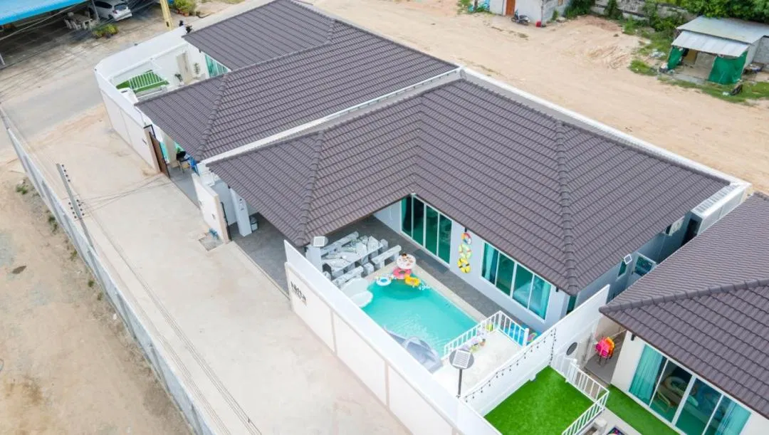 ที่จอดรถ Nifta pool villa