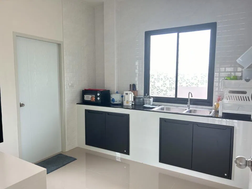 ครัว Jarunee Pool Villa
