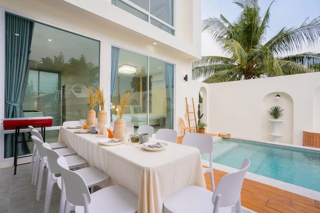 ภายนอก Cyrus House Poolvilla