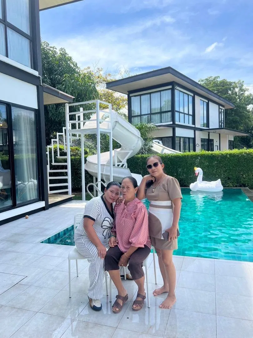 รูปจากลูกค้า chloe house