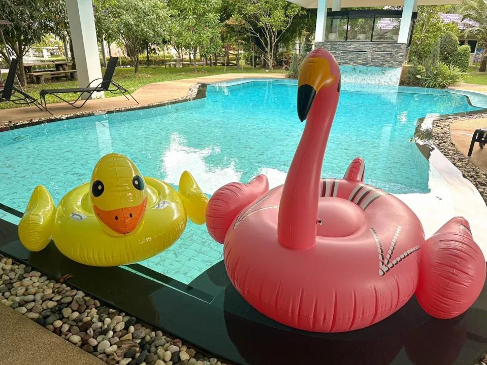 ภายนอก Fridayhouse