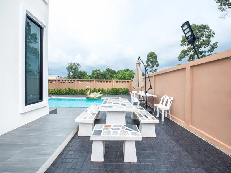 ภายนอก Marine pool villa