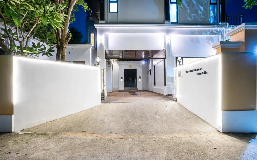 ที่จอดรถ Welcome Sea view Pool Villa