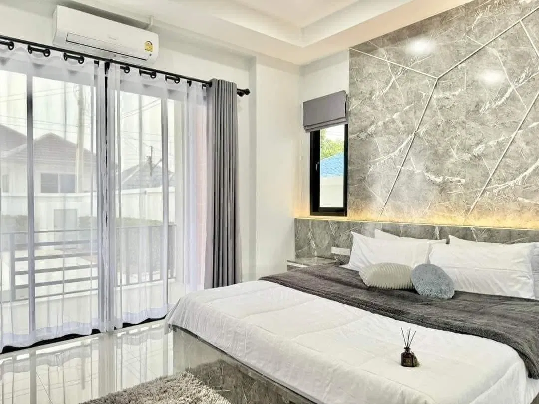 ห้องนอน Mana Pool Villa