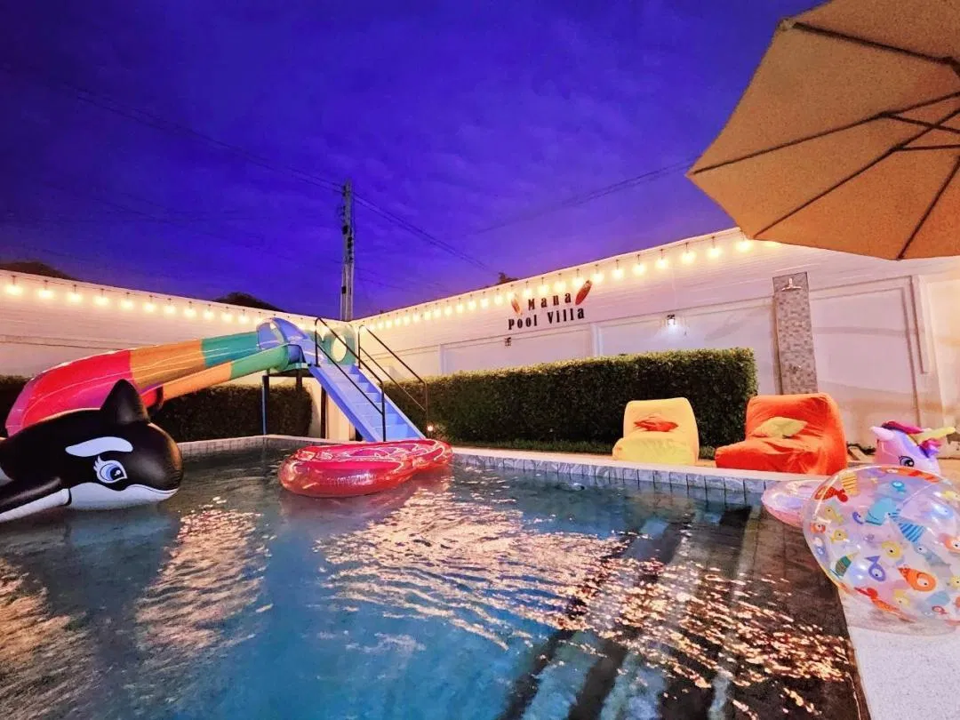 ภายนอก Mana Pool Villa