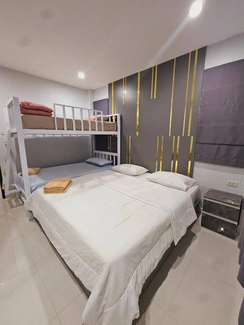ห้องนอน Mana Pool Villa