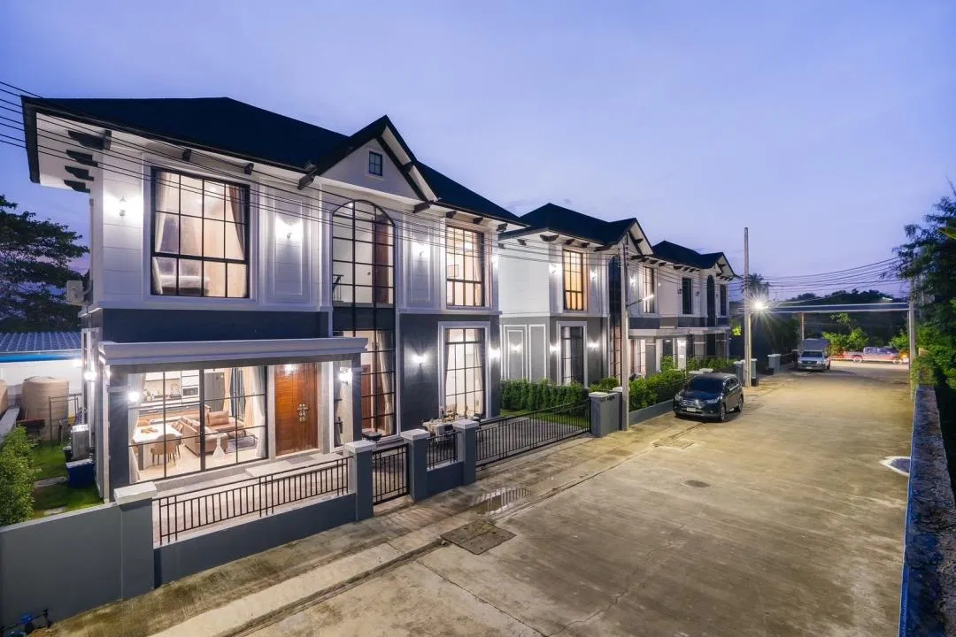 ที่จอดรถ Magma House Poolvilla