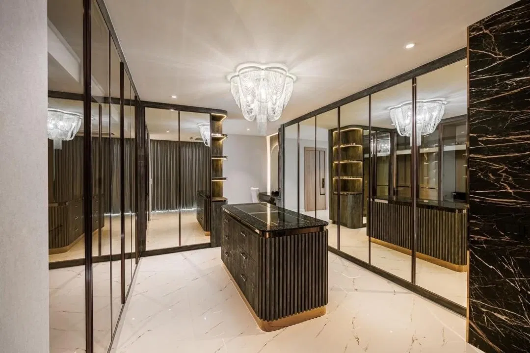 ภายใน Penthouse Pandora
