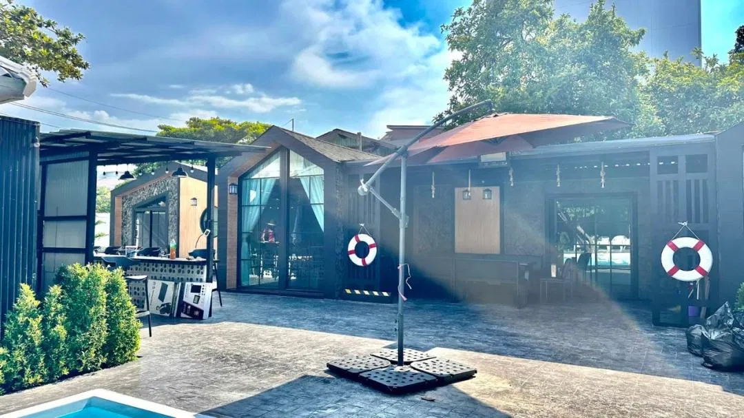 ภายนอก Groove Poolvilla (บางแสน)