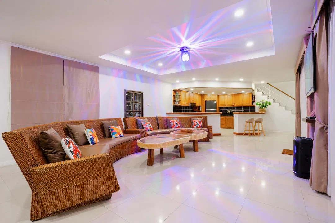 ภายใน RJ Pool Villa