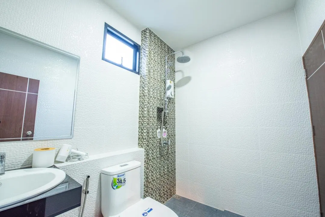 ห้องน้ำ NongYing Pool Villa