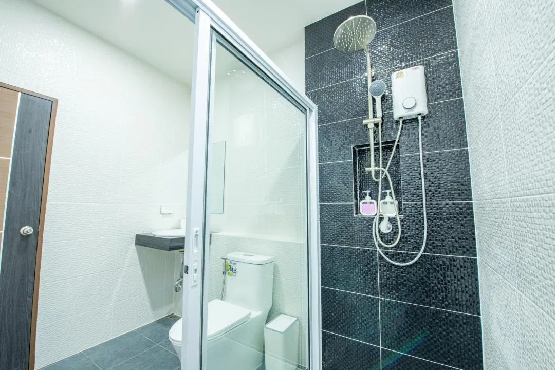 ห้องน้ำ NongYing Pool Villa