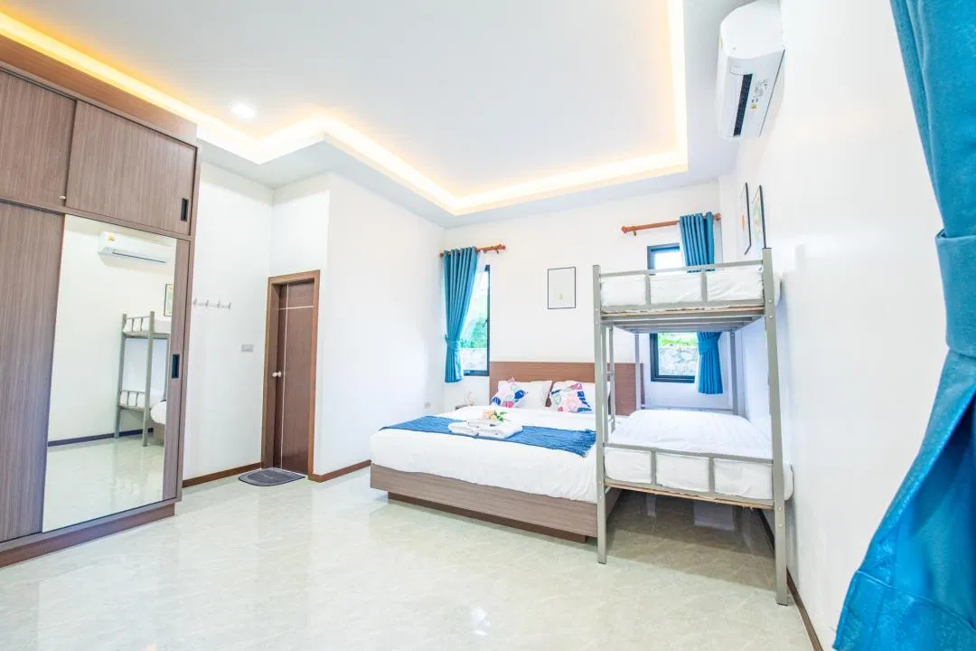 ห้องนอน NongYing Pool Villa