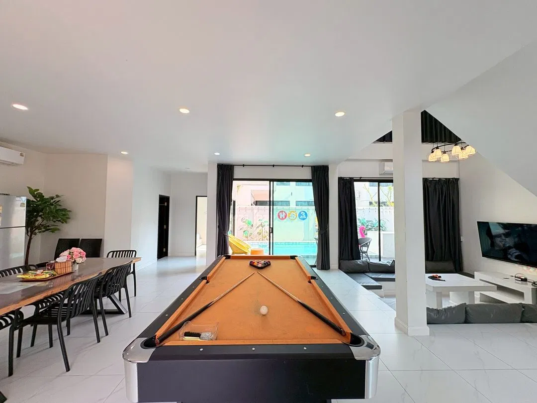 ภายใน Hidden Space Pool villa 3