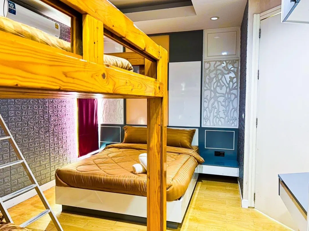ห้องนอน Disco Time Pool Villa