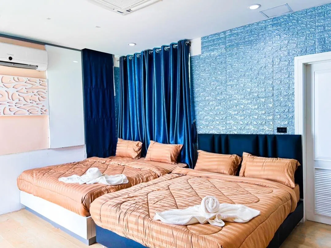 ห้องนอน Disco Time Pool Villa