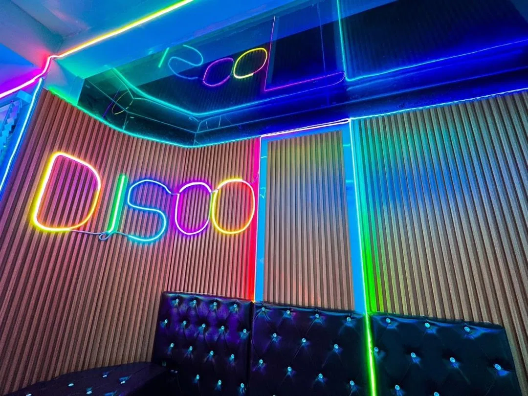 ภายใน Disco Time Pool Villa