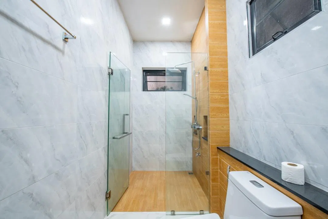 ห้องน้ำ Airport pool villa