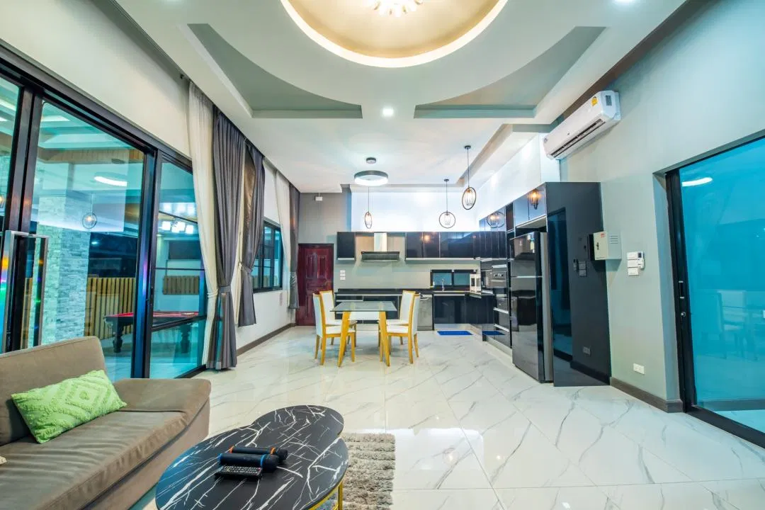 ภายใน Airport pool villa