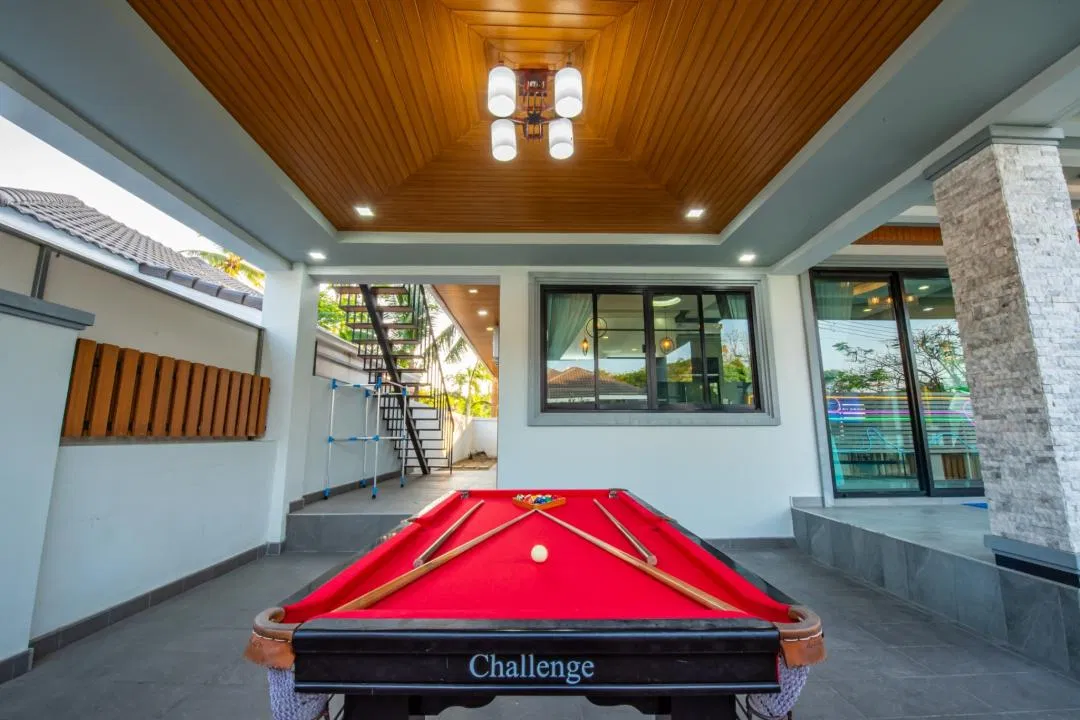 ภายนอก Airport pool villa