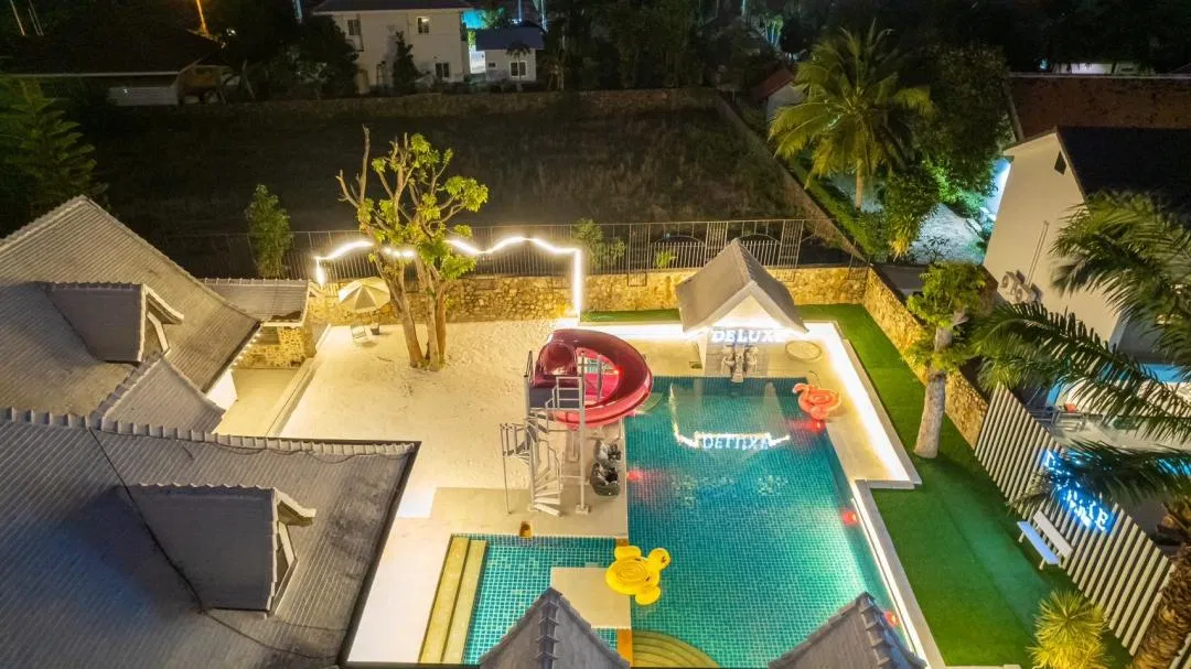 ภายนอก Deluxe pool villa