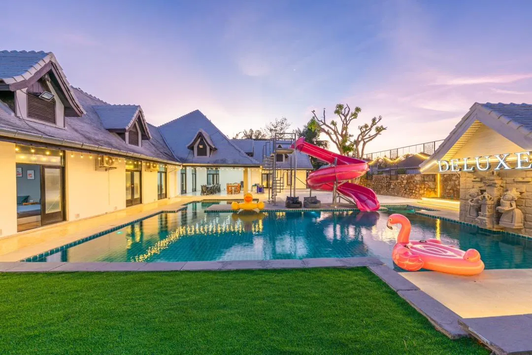 ภายนอก Deluxe pool villa