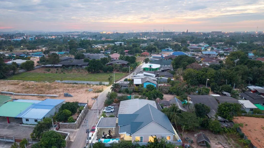 ภายนอก PP Pool Villa (มาบประชัน)