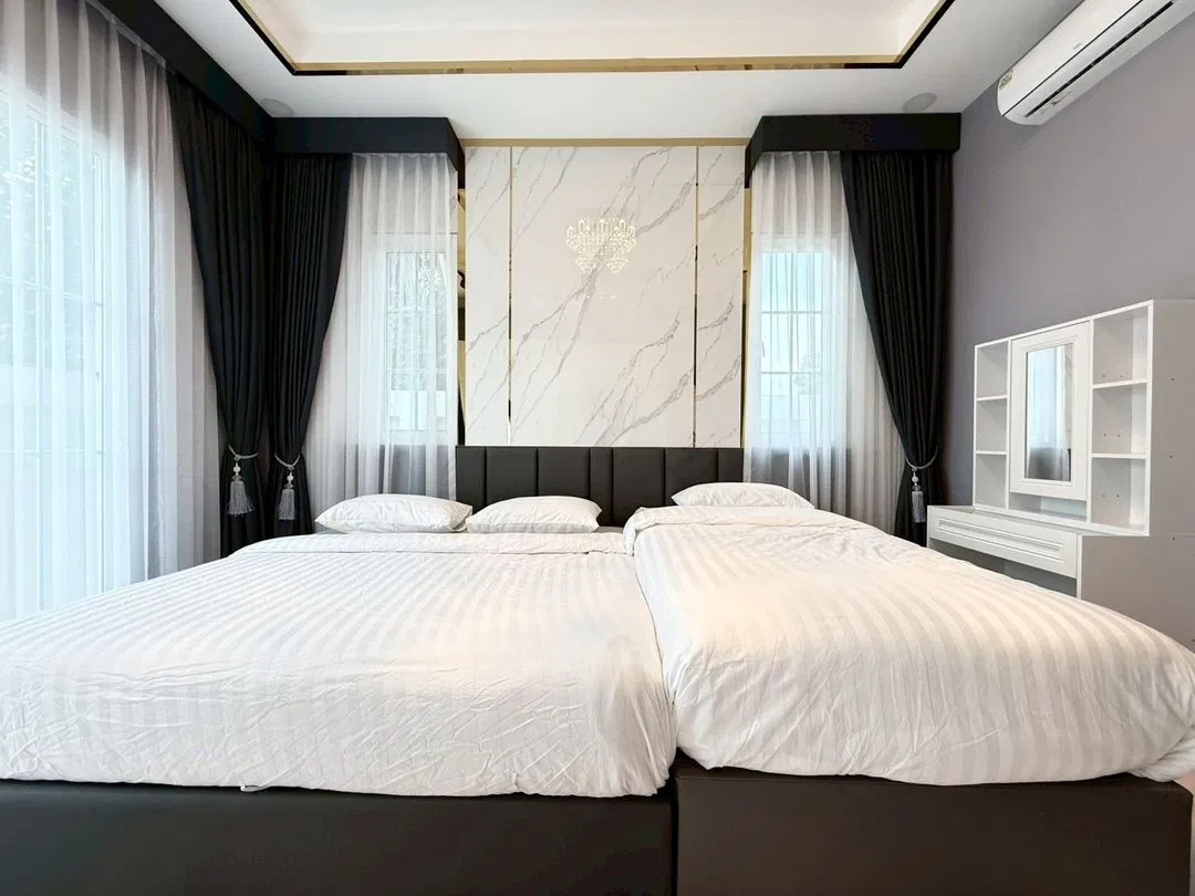 ห้องนอน PP Pool Villa (มาบประชัน)